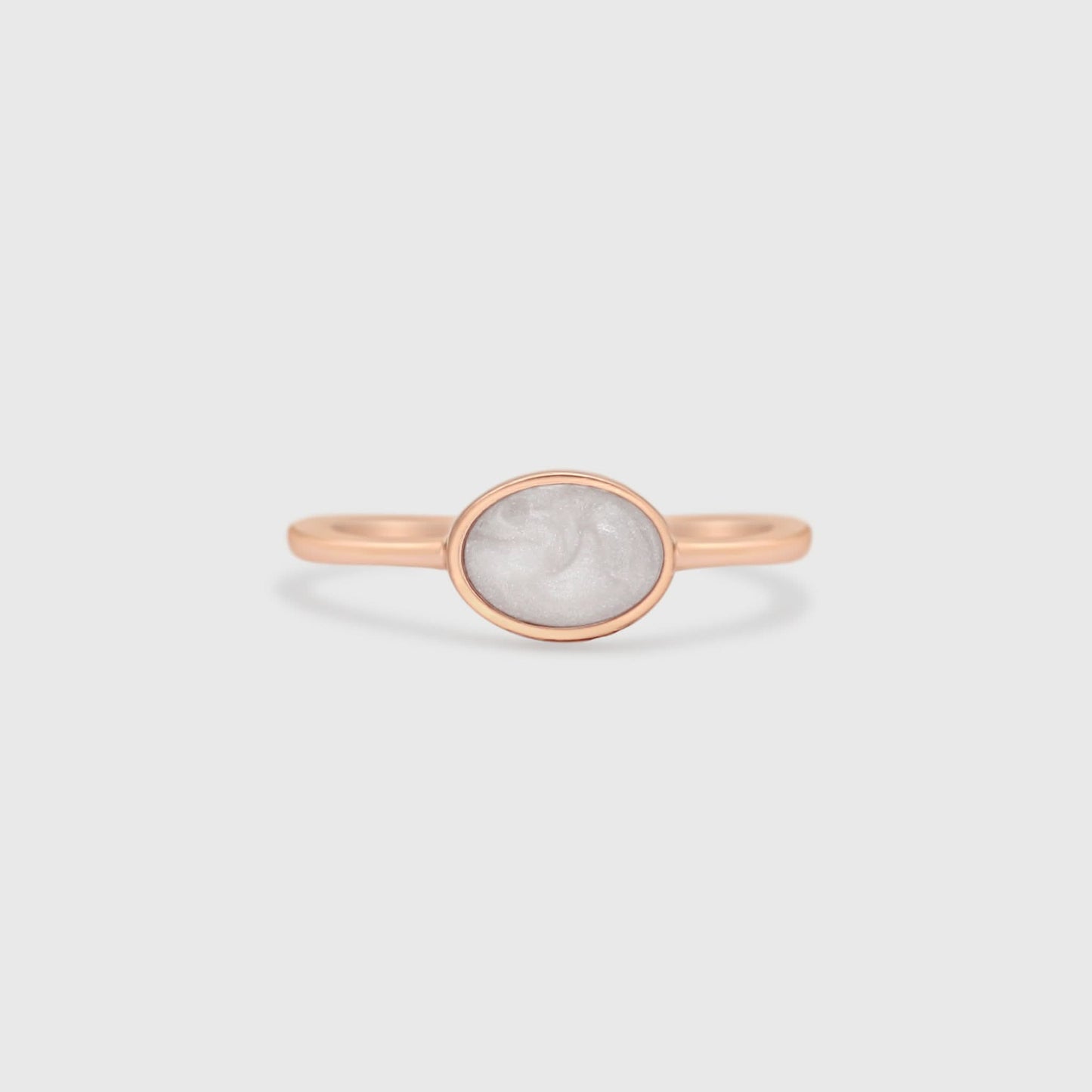Horizontal Oval Ring