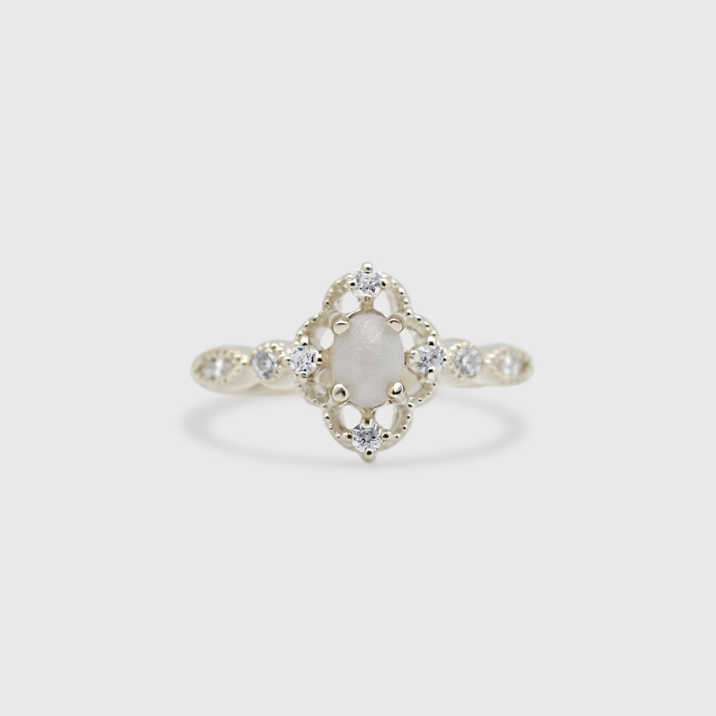 Vintage Lace Oval Ring