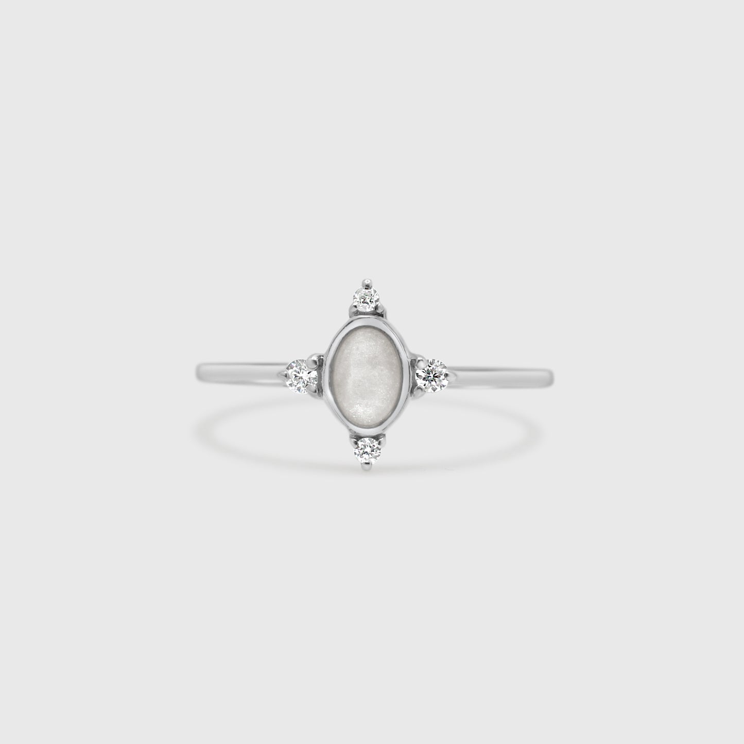 Four Point Oval Ring