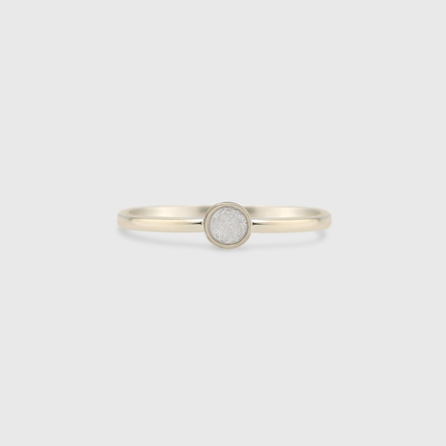 Dainty Round Ring
