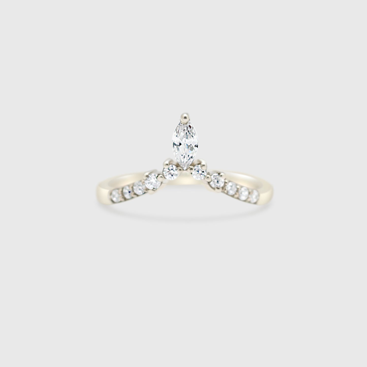 "Faye" Ring- Moissanite Collection