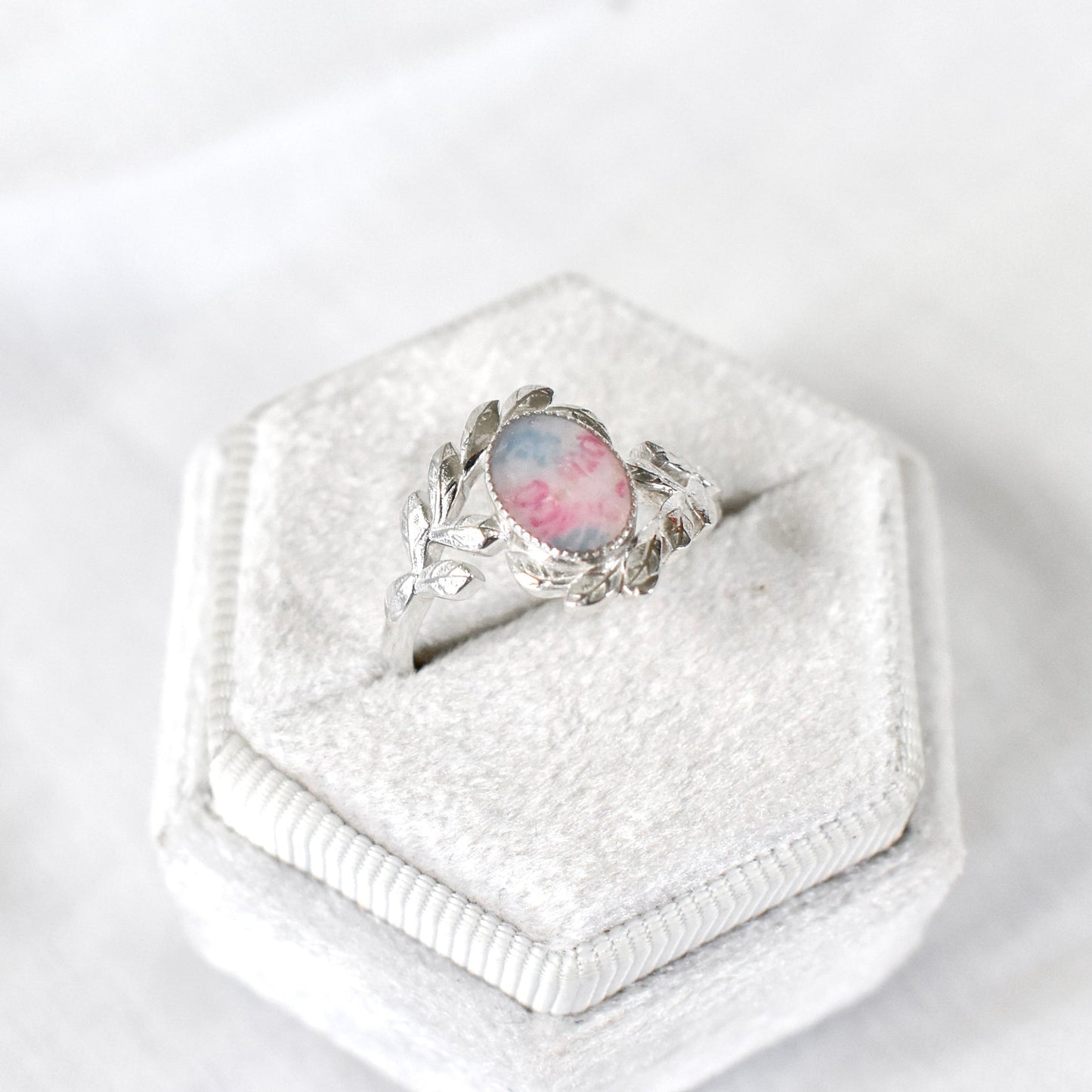 Oval Ivy Ring