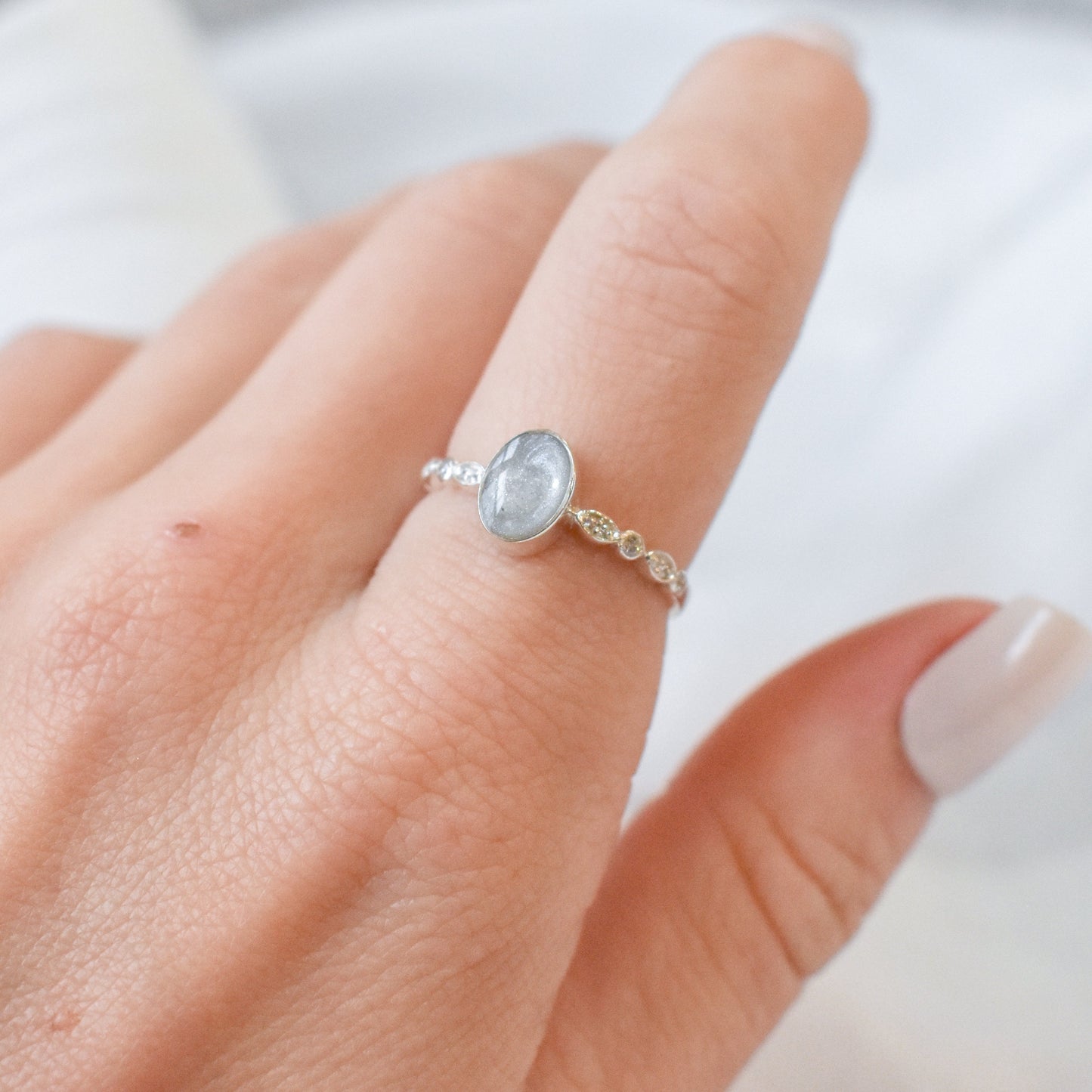 Elegant Oval Ring