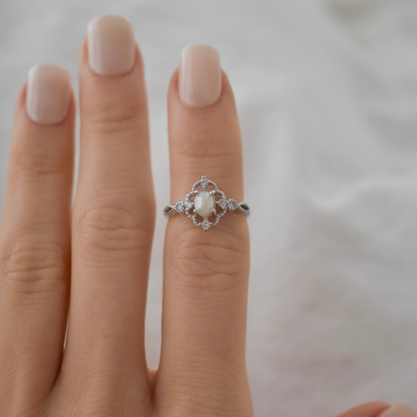 Vintage Lace Oval Ring