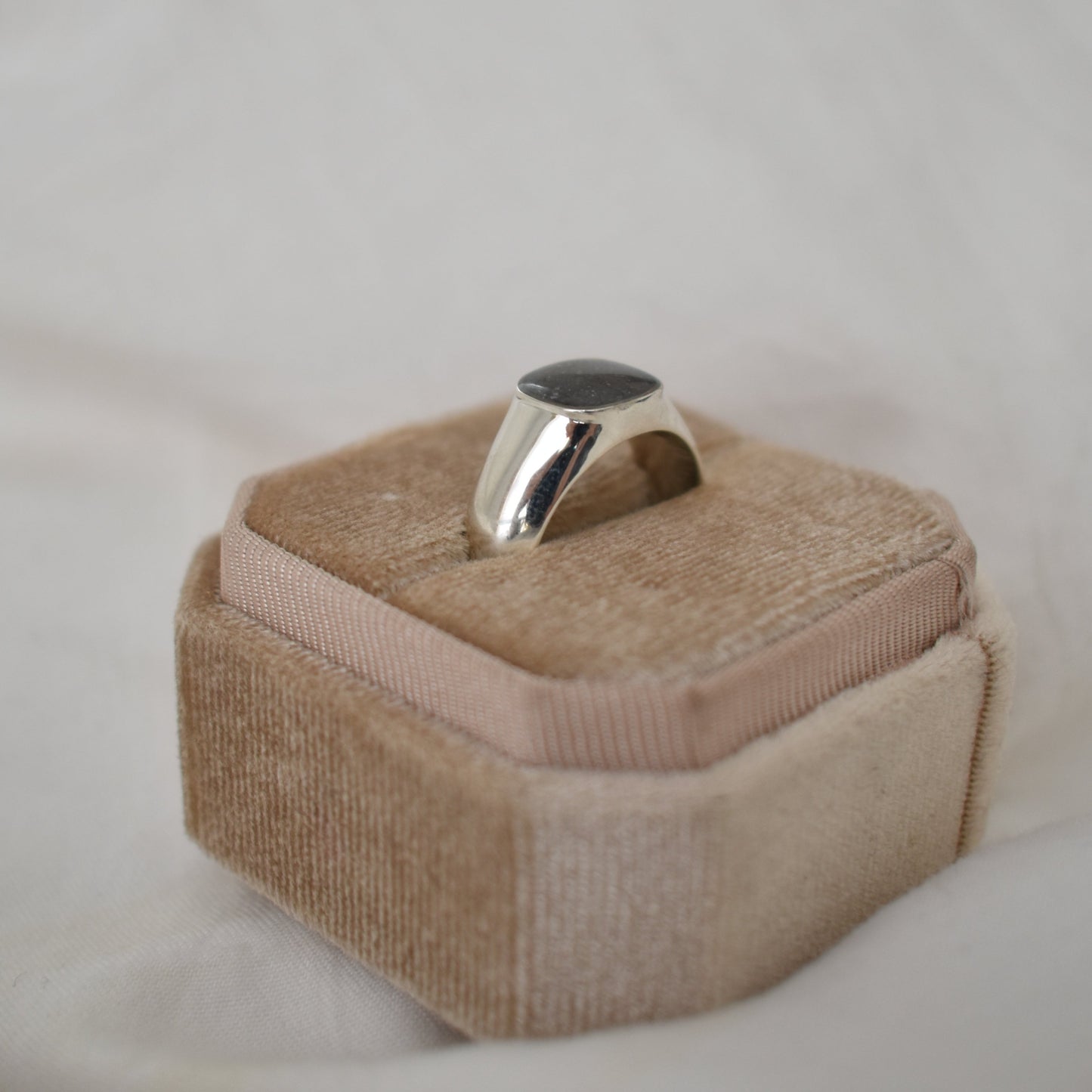 Wide Cushion Ring