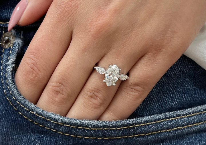 "Mossi" Ring - Diamond Collection