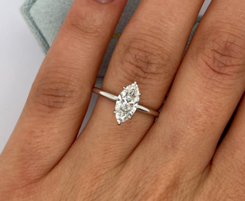 "Honey" Ring - Diamond Collection