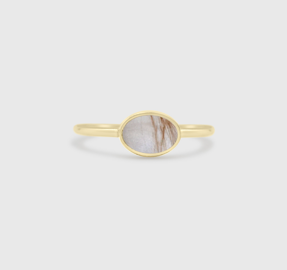 Why a Cremation Ring Might Be the Most Personal Piece of Jewelry You'll Ever Own