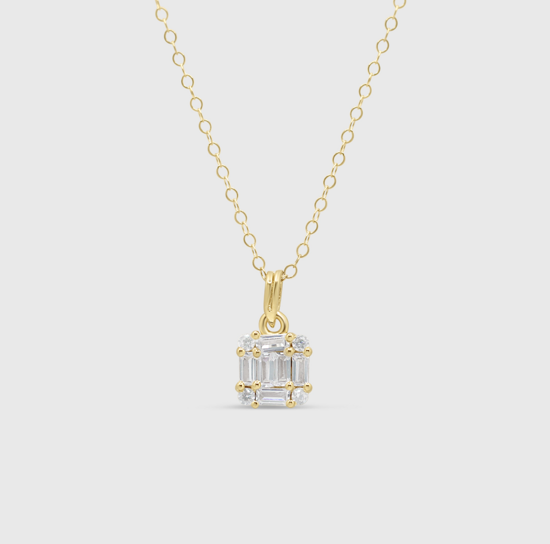 Memorial Ashes Necklaces That Tell a Story: Designs with Symbolic Meaning