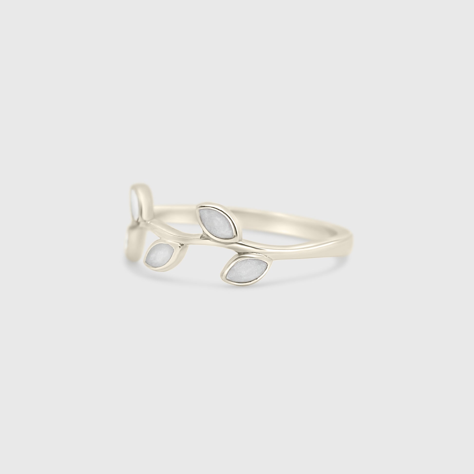 Nature Ivy memorial ring