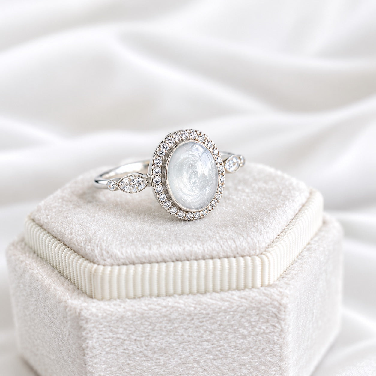Elegant Oval Halo Ring