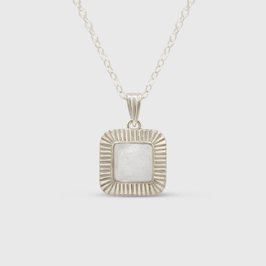 Ribbed Square Necklace
