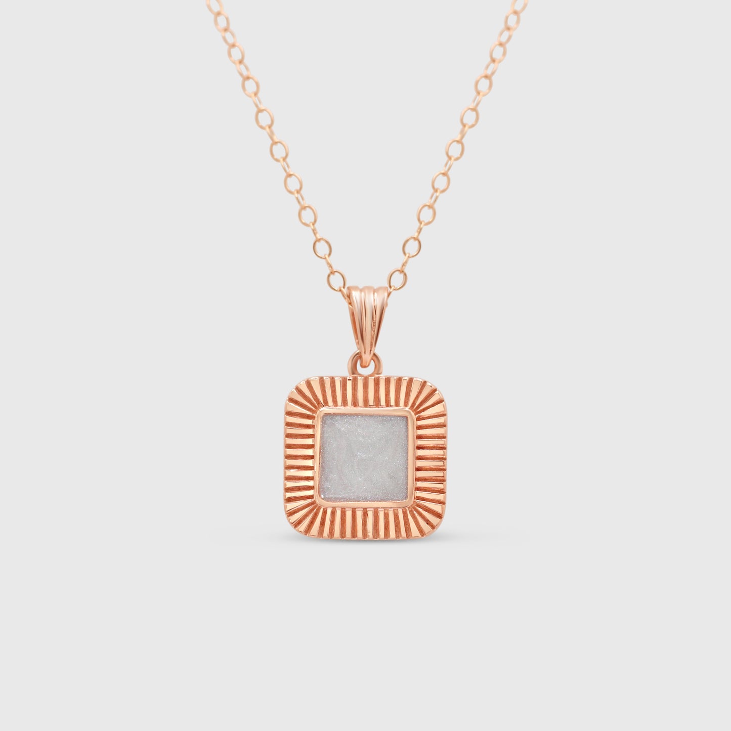 Ribbed Square Necklace