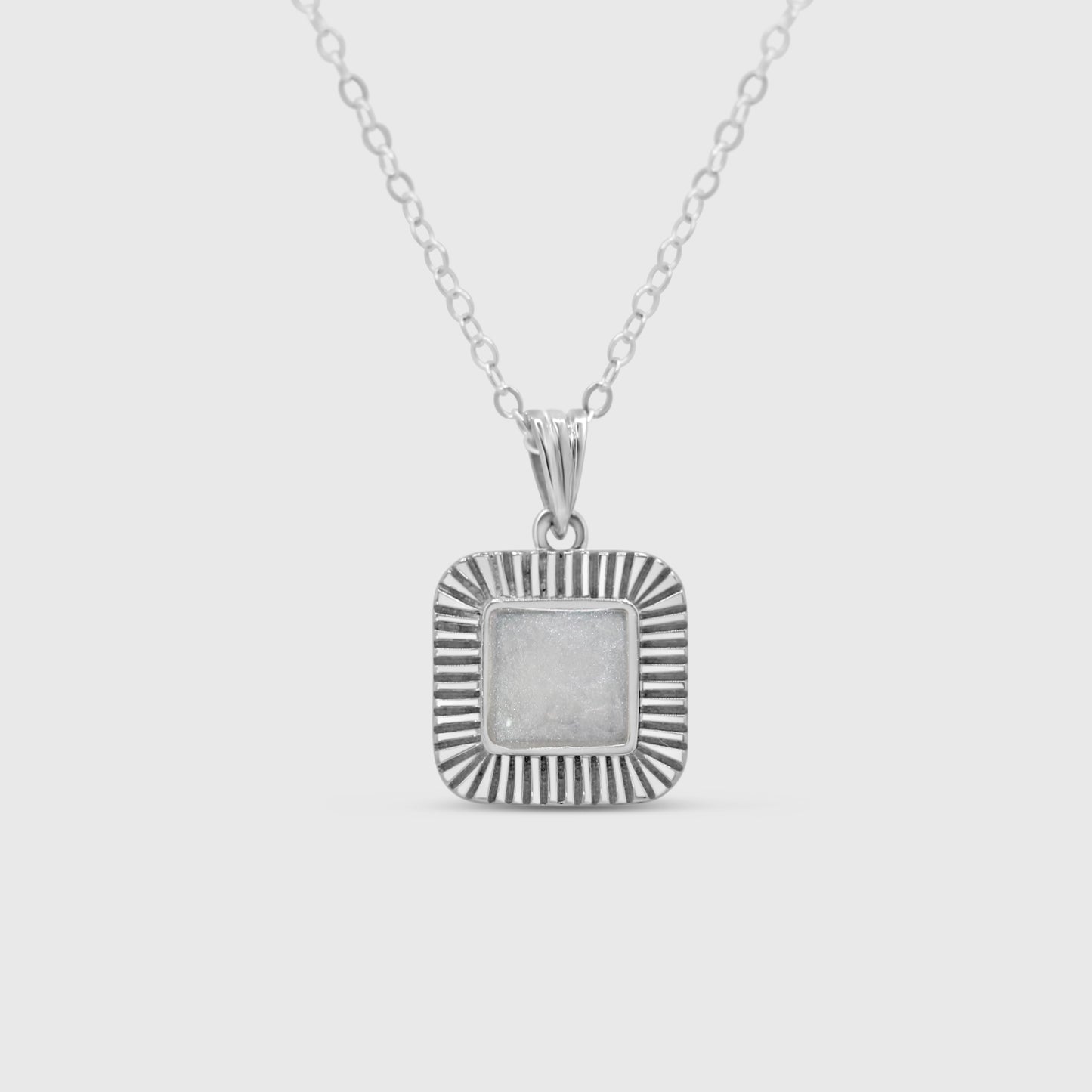 Ribbed Square Necklace
