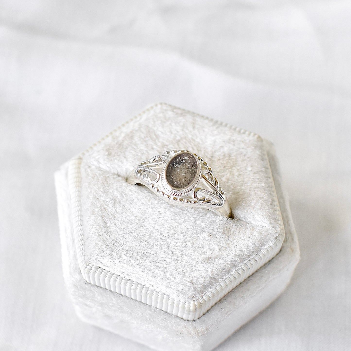 Victorian Oval Ring