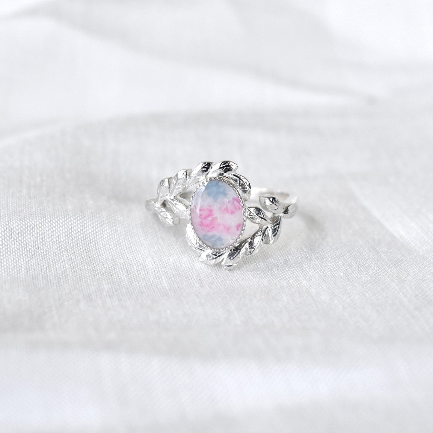 Oval Ivy Ring