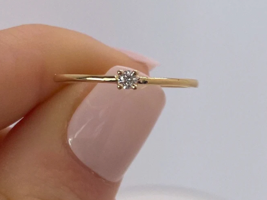 "Hazel" Ring - Diamond Collection