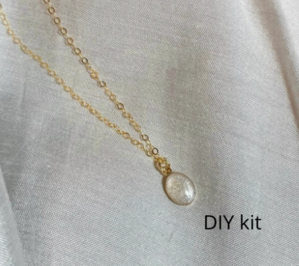 Small Oval Necklace - DIY Kit