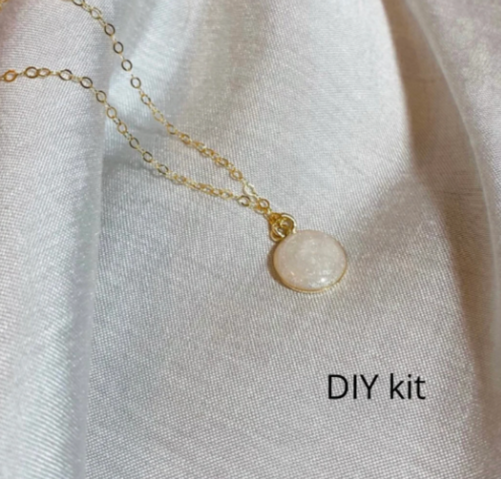 Round Necklace - DIY Kit