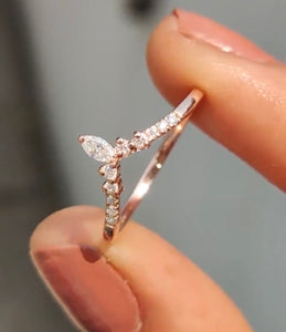 "Faye" Ring- Moissanite Collection