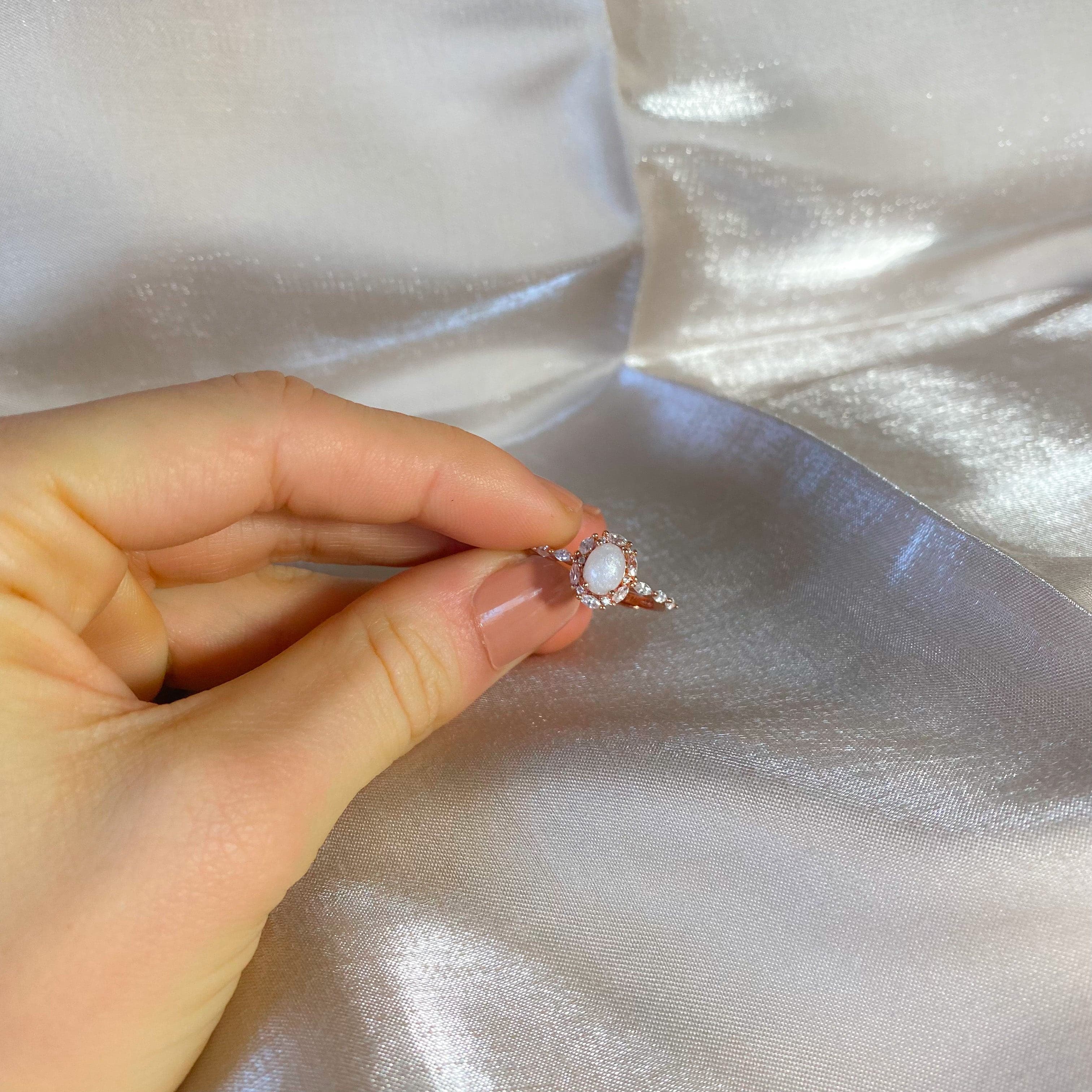 Gem Oval Ring
